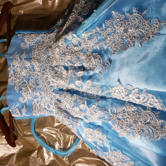 Toddler dress - Picture 2 of 3